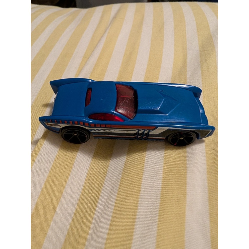 Hot Wheels The Gov'ner -2014 Super Rigs: Rock N' Race Series-Blue w/ Red Windows